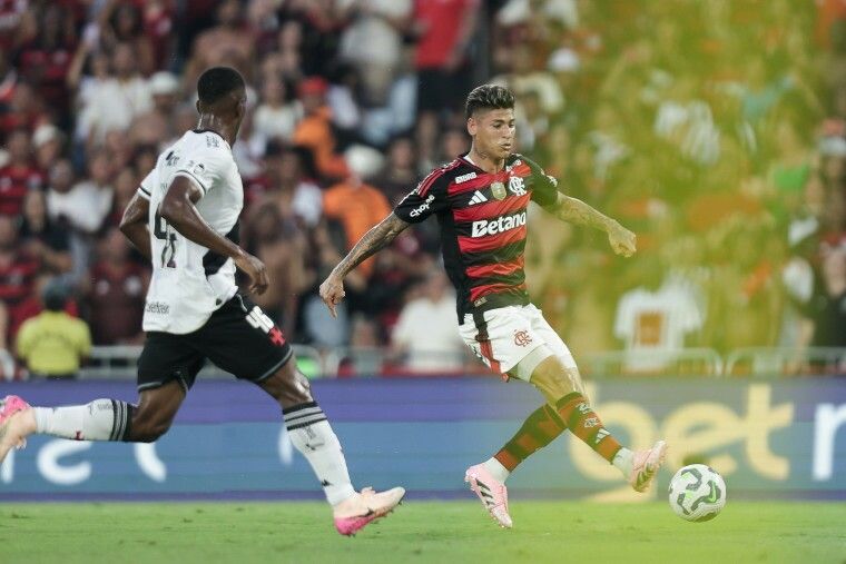 Mengão encara o Vasco no Nilton Santos com a chance de abrir vantagem na liderança