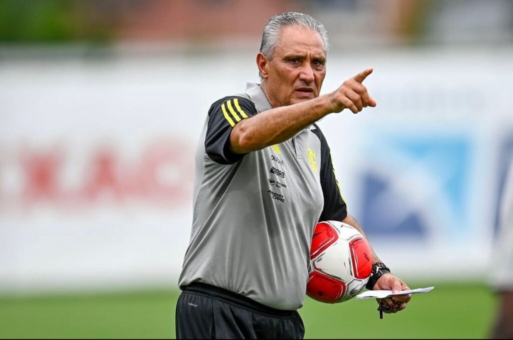 Tite em treino do Flamengo