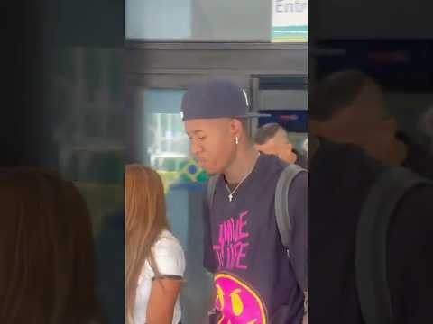 CONFIRA IMAGENS DA CHEGADA DE VITÃO AO RIO DE JANEIRO!